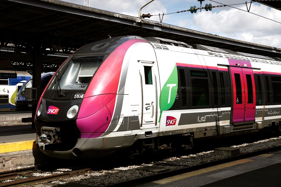 GIRO’s HASTUS software is being implemented on all three SNCF’s passenger rail networks, such as Transilien (RER).
